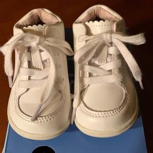 Stride Rite Toddler shoe, size 4W, srt Emilia